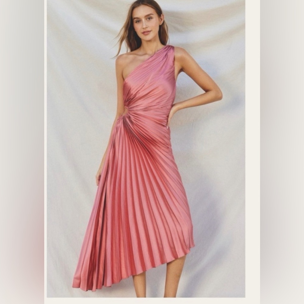 Pink Pleated One-Shoulder Dress